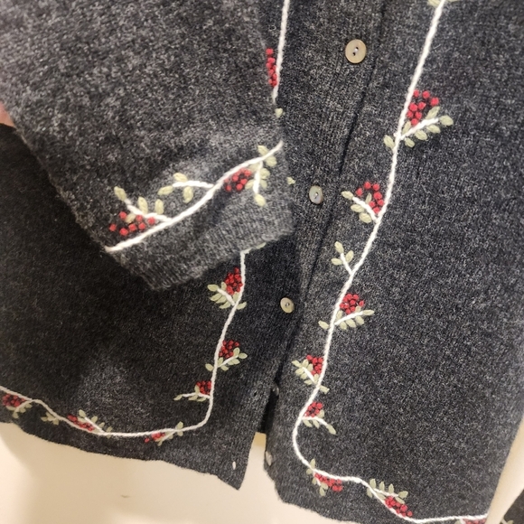 PARAPHRASE gray 100 % Lambswool button Down Cardigan size L - Picture 7 of 12